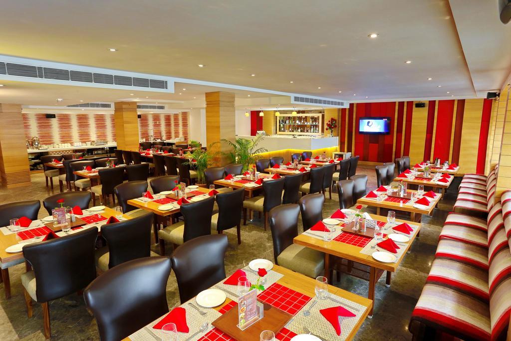 Sunbeam Premium Hotel Zirakpur Bagian luar foto