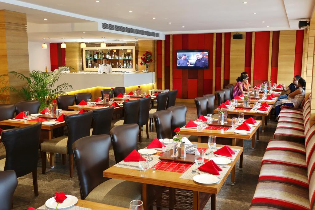 Sunbeam Premium Hotel Zirakpur Bagian luar foto